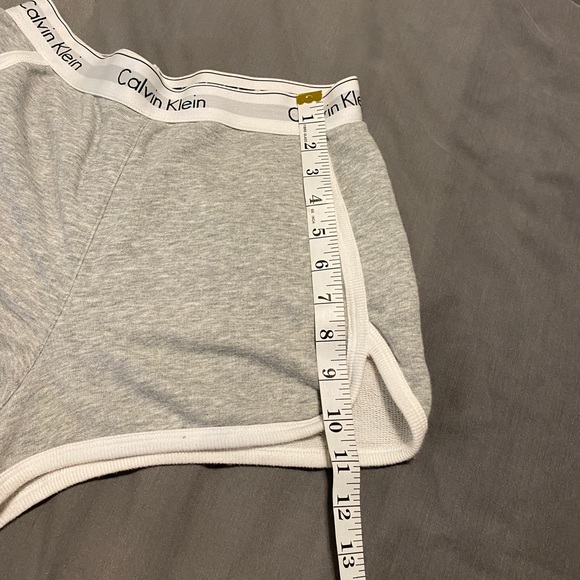 Calvin Klein shorts - Picture 6 of 6